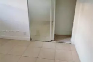 4435 Treehouse Ln, Tamarac, FL 33319 - Photo 11