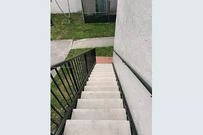 4435 Treehouse Ln #H, Tamarac, FL 33319 - Photo 9