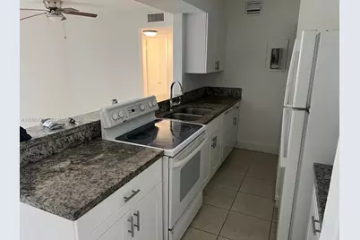 4435 Treehouse Ln #H, Tamarac, FL 33319 - Photo 3