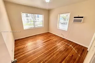 700 NE 85th St, Miami, FL 33138 - Photo 5