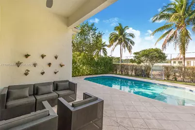 1651 NE 196th St, Miami, FL 33179 - Photo 25