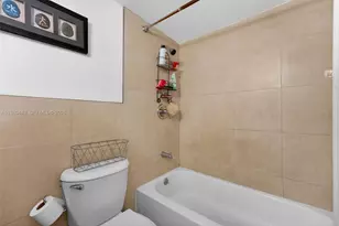 8950 NE 8th Ave, Miami, FL 33138 - Photo 15