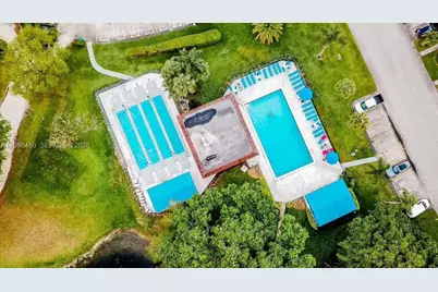 9200 N Hollybrook Lake Dr #303, Pembroke Pines, FL 33025 - Photo 13