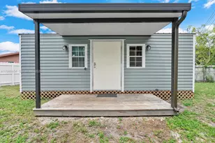 2805 E Lexington Dr, Miramar, FL 33025 - Photo 29