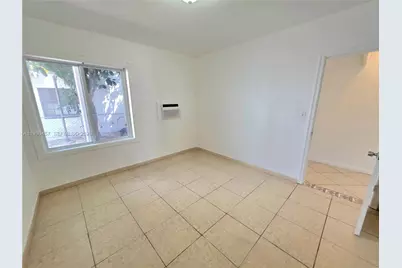 7501 Byron Ave #1A, Miami Beach, FL 33141 - Photo 19