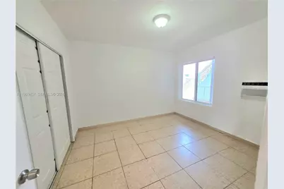 7501 Byron Ave #1A, Miami Beach, FL 33141 - Photo 17
