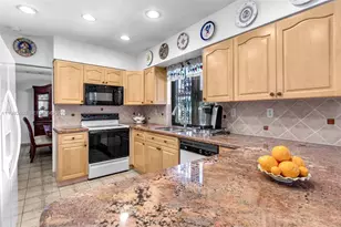 9310 SW 20th St, Miami, FL 33165 - Photo 11