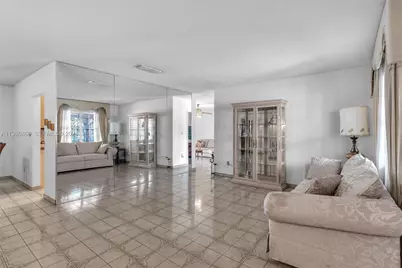 9310 SW 20th St, Miami, FL 33165 - Photo 5