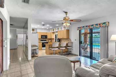 9310 SW 20th St, Miami, FL 33165 - Photo 13