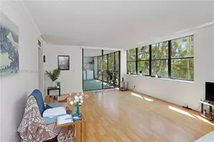 20381 NE 30th Ave, Aventura, FL 33180 - Photo 11