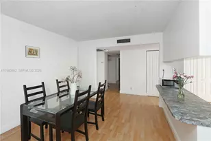 20381 NE 30th Ave, Aventura, FL 33180 - Photo 7