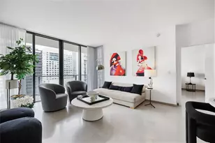 88 SW 7th St, Miami, FL 33130 - Photo 3