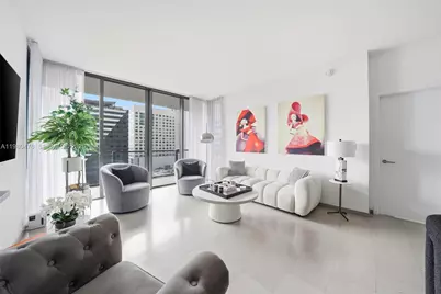 88 SW 7th St #1010, Miami, FL 33130 - Photo 3