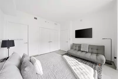 88 SW 7th St #1010, Miami, FL 33130 - Photo 27