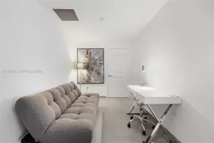 88 SW 7th St, Miami, FL 33130 - Photo 11