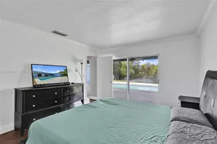 8699 NW 26th Pl, Sunrise, FL 33322 - Photo 13