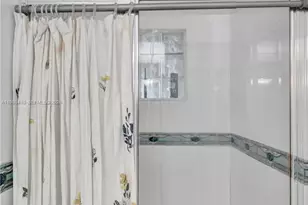 8699 NW 26th Pl, Sunrise, FL 33322 - Photo 15