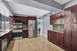 8699 NW 26th Pl, Sunrise, FL 33322 - Photo 5