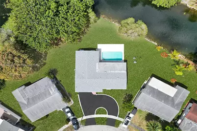 8699 NW 26th Pl, Sunrise, FL 33322 - Photo 27