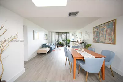 16400 Golf Club Rd #305, Weston, FL 33326 - Photo 7