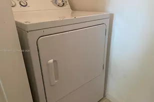 7980 N Nob Hill Rd, Tamarac, FL 33321 - Photo 11