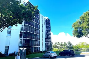 3475 N Country Club Dr, Aventura, FL 33180 - Photo 1