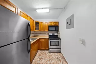301 NW 177th St, Miami Gardens, FL 33169 - Photo 7
