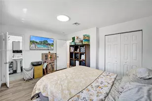 1015 S 14th Ave, Hollywood, FL 33020 - Photo 27