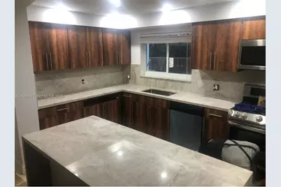 1015 S 14th Ave, Hollywood, FL 33020 - Photo 3