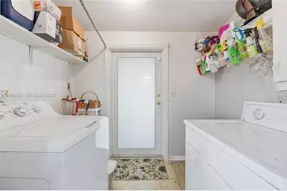 737 SW 2nd Ct, Hallandale Beach, FL 33009 - Photo 31