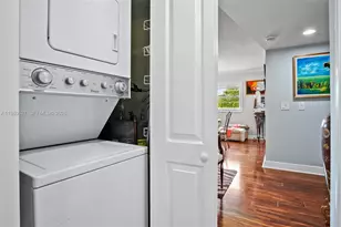 12950 SW 4th Ct, Pembroke Pines, FL 33027 - Photo 29