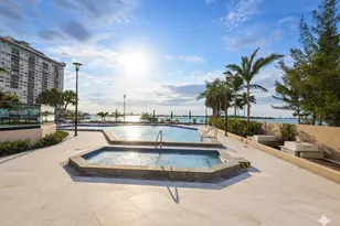 11113 Biscayne Blvd, Miami, FL 33181 - Photo 43