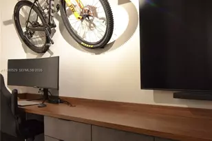 11113 Biscayne Blvd, Miami, FL 33181 - Photo 31