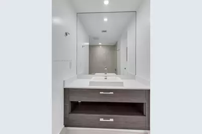 55 SW 9th St #1109, Miami, FL 33130 - Photo 21