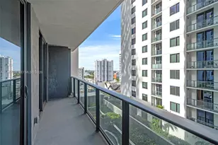 55 SW 9th St, Miami, FL 33130 - Photo 27