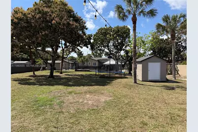 3230 SW 98th Ave #0, Miami, FL 33165 - Photo 3