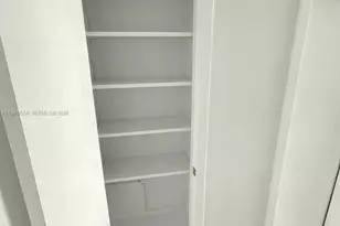 2750 NE 183rd St, Aventura, FL 33160 - Photo 23