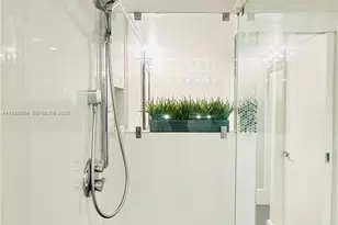 19390 Collins Ave, Sunny Isles Beach, FL 33160 - Photo 19