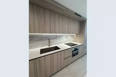 77 SE 5th St #1514, Miami, FL 33131 - Photo 1