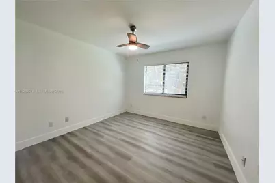 640 S Park Rd #12-4, Hollywood, FL 33021 - Photo 13