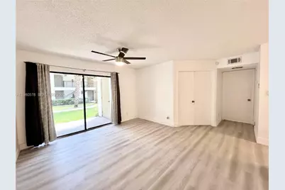640 S Park Rd #12-4, Hollywood, FL 33021 - Photo 5