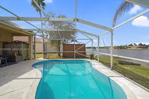 1400 Meadows Blvd, Weston, FL 33327 - Photo 3