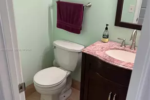 62 Harwood H, Deerfield Beach, FL 33442 - Photo 9