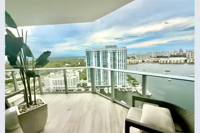 17111 Biscayne Blvd #2305, North Miami Beach, FL 33160 - Photo 3