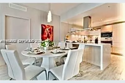 17111 Biscayne Blvd #2305, North Miami Beach, FL 33160 - Photo 9
