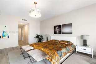 17111 Biscayne Blvd, North Miami Beach, FL 33160 - Photo 11