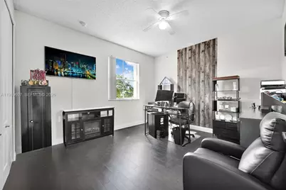 2007 NE 6th Ct, Homestead, FL 33033 - Photo 35