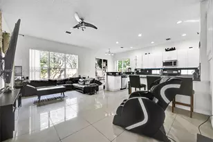 2007 NE 6th Ct, Homestead, FL 33033 - Photo 9