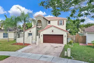2007 NE 6th Ct, Homestead, FL 33033 - Photo 1