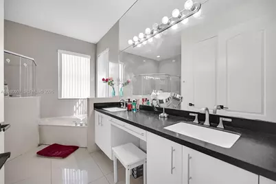 2007 NE 6th Ct, Homestead, FL 33033 - Photo 31